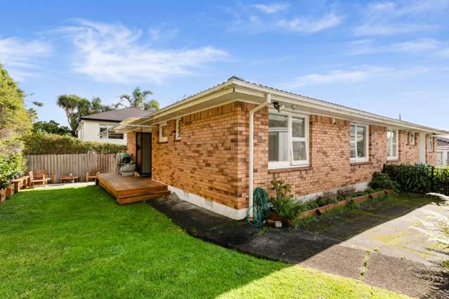 4/4 Shackleton Road Mount Eden_4