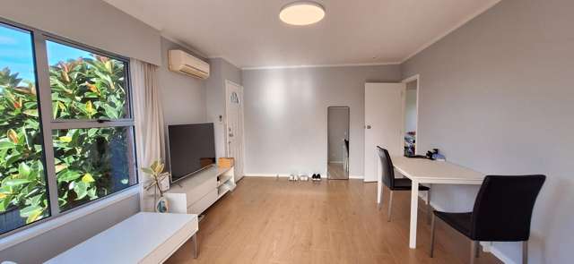 2/8 Phillipa Place 1607_1
