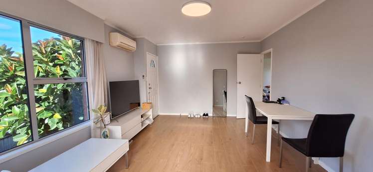 2/8 Phillipa Place 1607_1