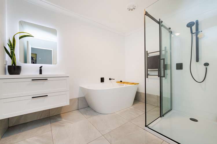 9 Truscott Grove Awapuni_12