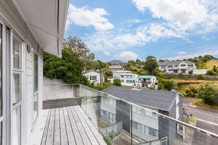 9/124 Redwood Avenue Tawa_2