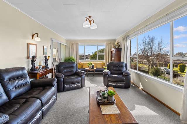 6 Julian Place Westown_2