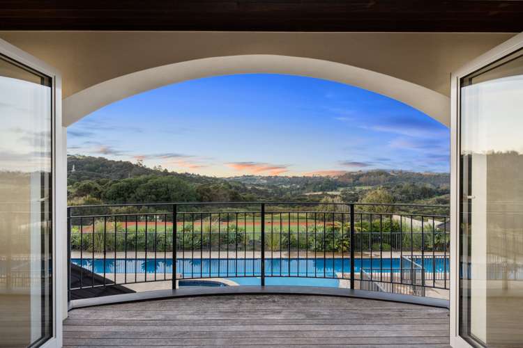 58 Chateau Rise Flat Bush_18