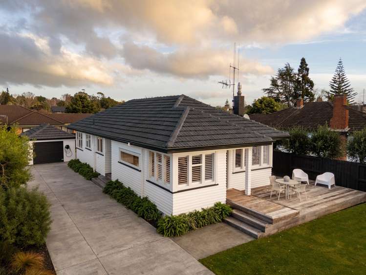 120 Brookfield Street Hamilton East_17