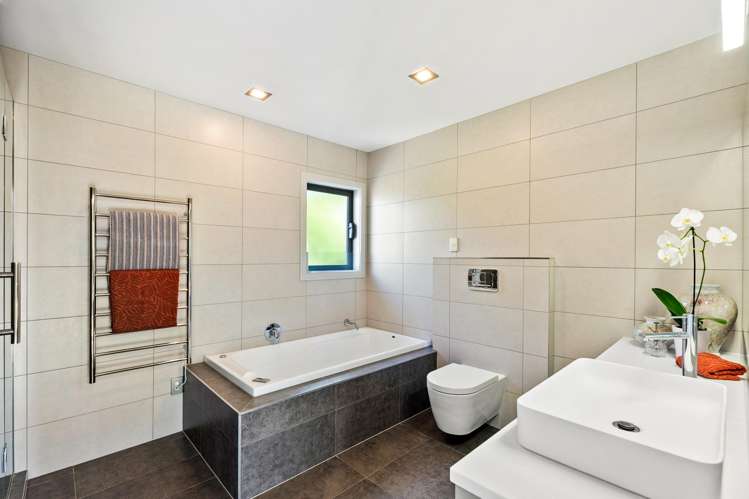 5 Haydn Avenue Royal Oak_30