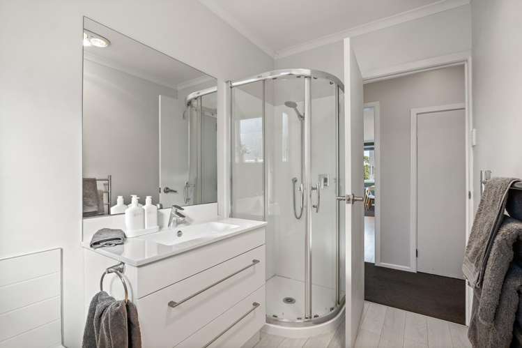 6 Red Beach Road Red Beach_25