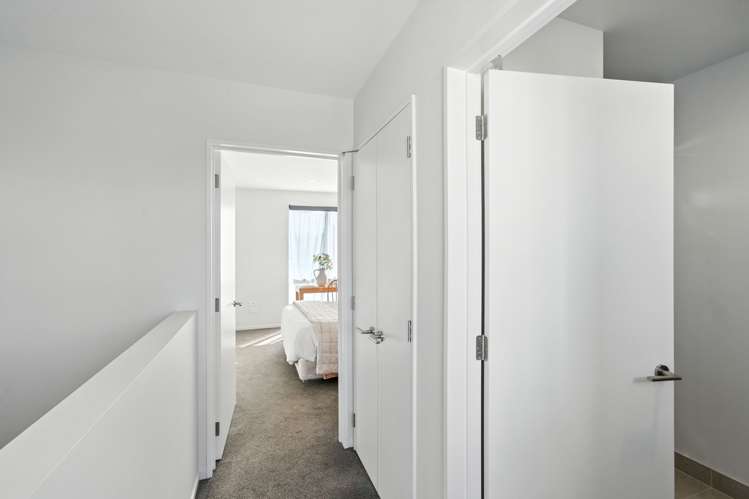 10/29 Bampton Street Burwood_9