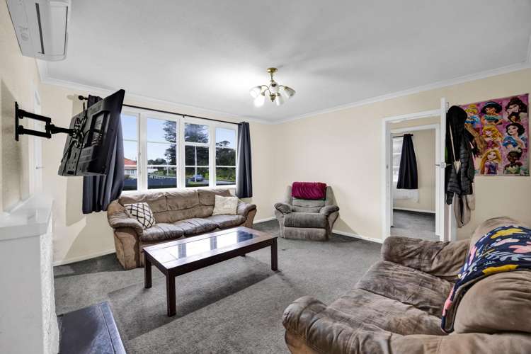 179 Egmont Stree Patea_6