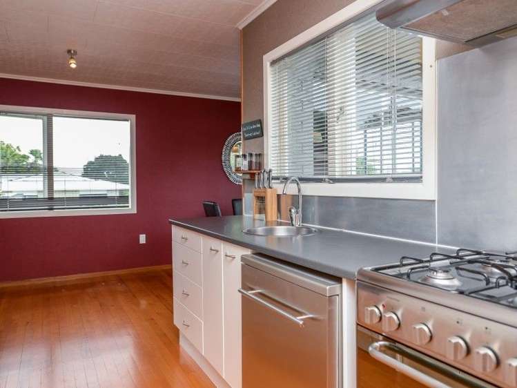 48 Young Street Morrinsville_11