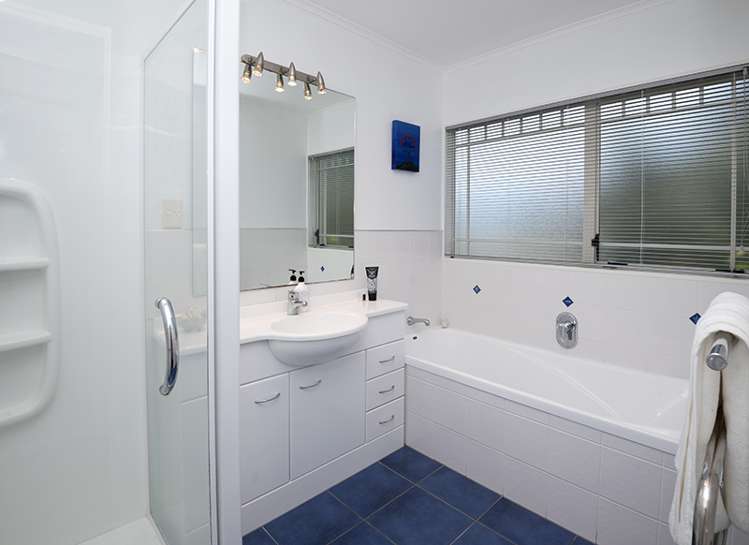 96c Sandspit Road Cockle Bay_11