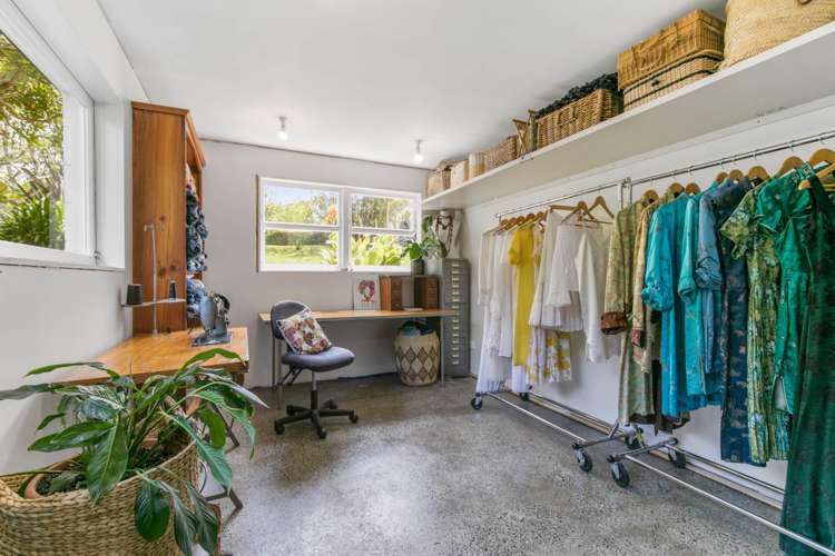 6 Valkyria Place Beach Haven_18