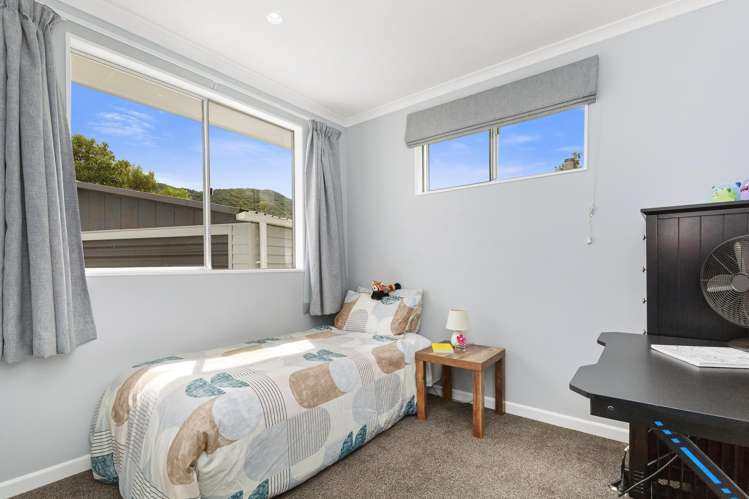 18 Omaha Grove Totara Park_12