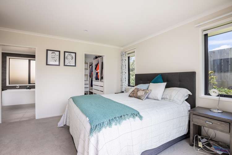 12 Rehua Place Waiwhakaiho_14