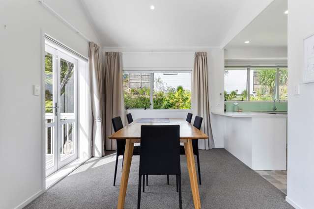 2/4 Chevron Place Castor Bay_3