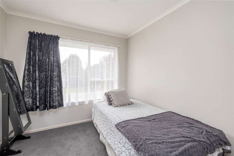 105 Denise Crescent Hornby_10