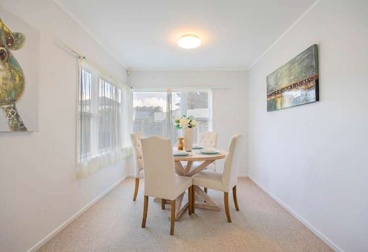 2/6 Northcote Road Takapuna_6