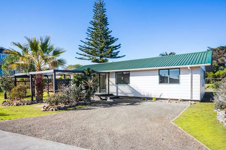 16b Karaka Street Otaki Beach_5