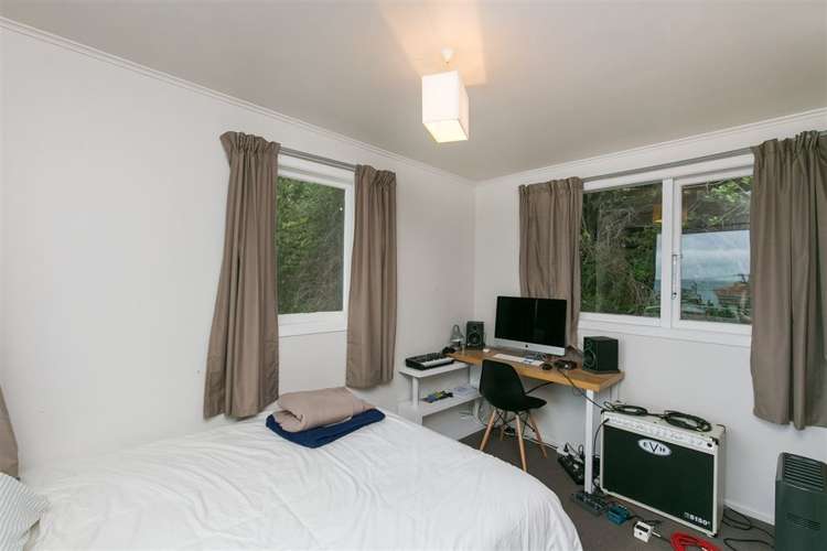 2 Milne Terrace Island Bay_18