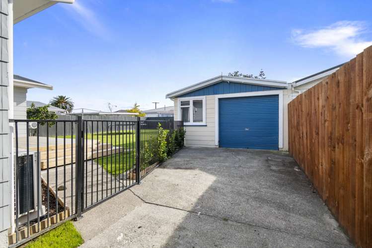 18 Tararua Terrace Cloverlea_23