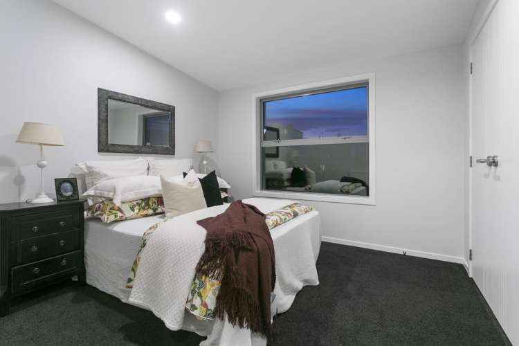 14 Bearing Parade Long Bay_14