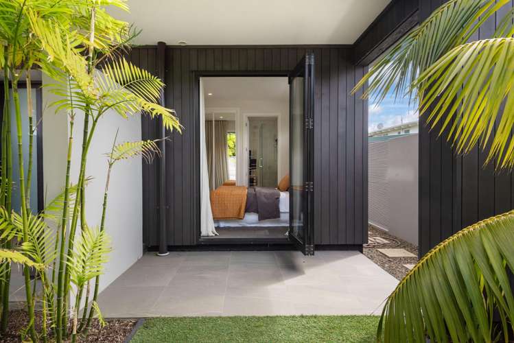 1/8 Blomfield Spa Takapuna_25