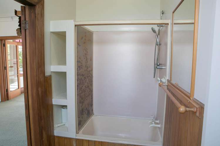 54 Louisa Street Gladstone_13