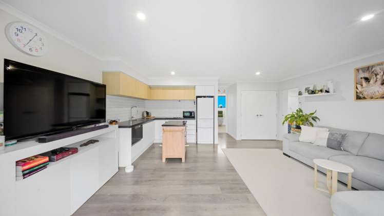 1347 State Highway 16 Waimauku_29