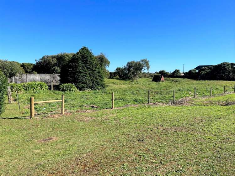 402 Main South Road Paroa_27