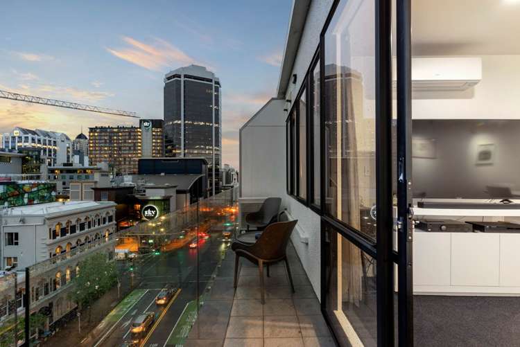 5f/72 Wellesley Street Auckland Central_10