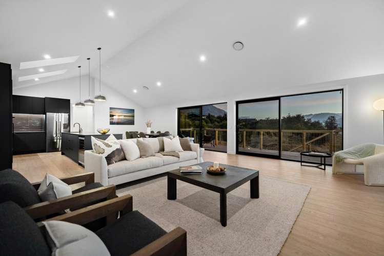 89 Spur Ridge Rise Jacks Point_13