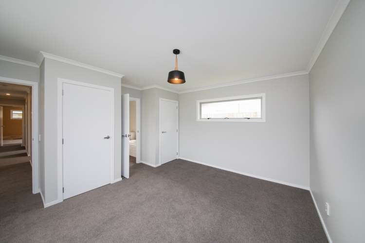 28 Wescombe Grove Feilding_11