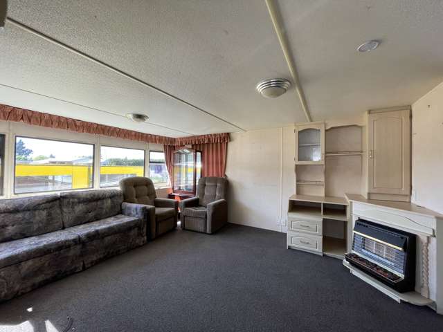 Cabin at/Site C-9, Rangiora Eco Holiday Park, 337 Lehmans Road Rangiora_3