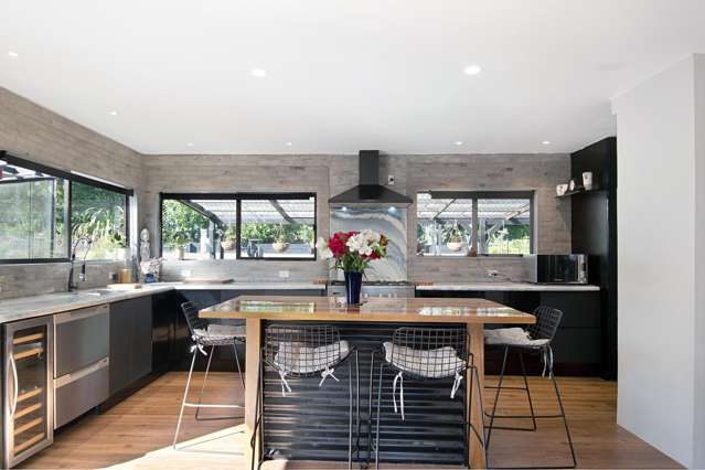 275 Taiapa Road Muriwai_4