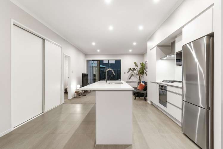 16 Tuamaka Lane Hobsonville_8