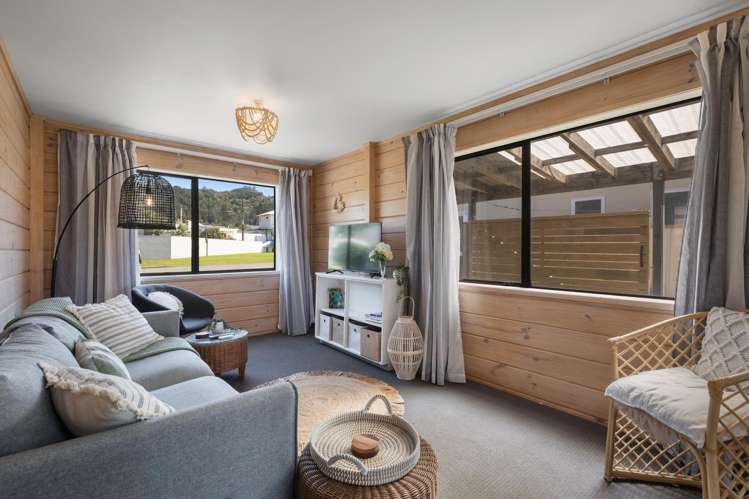 42 Beach Road Waihi Beach_7