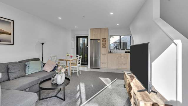 8/3 Shearer Avenue Papanui_1