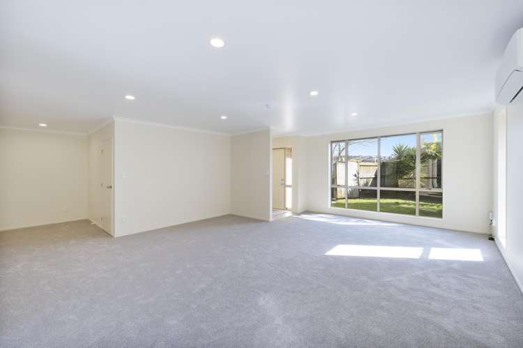 7 Xena Way Henderson_1