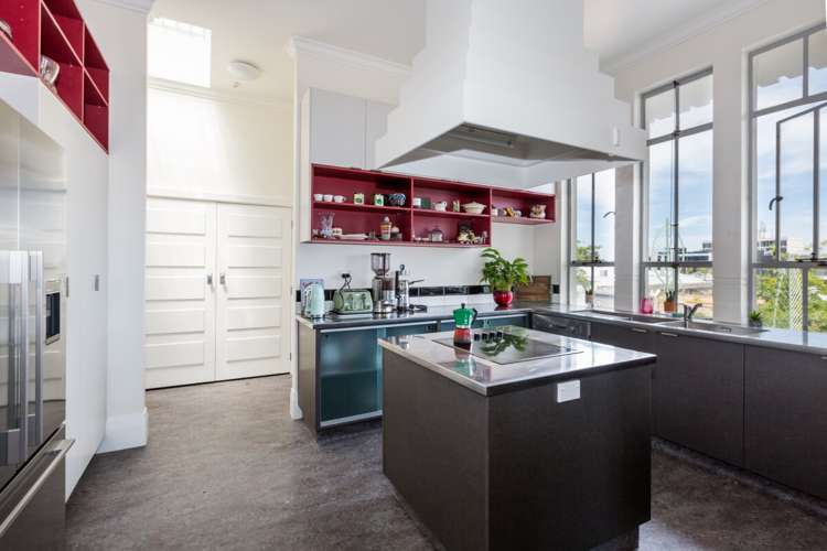 Level 1, 129  Heretaunga Street West Hastings Central_6