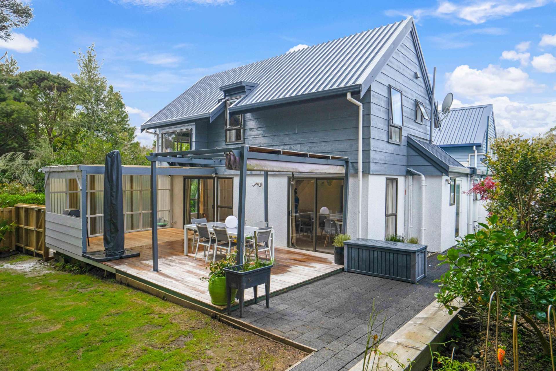 2/5 Eugen Place Bayview_0