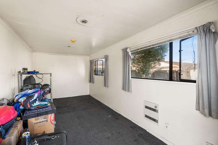 25 Pinewood Avenue North New Brighton_17
