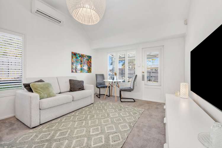 2/49 Gibraltar Street Howick_6