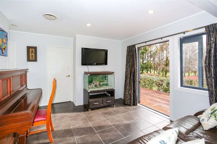 1107 Churchill Road Pukekawa_18