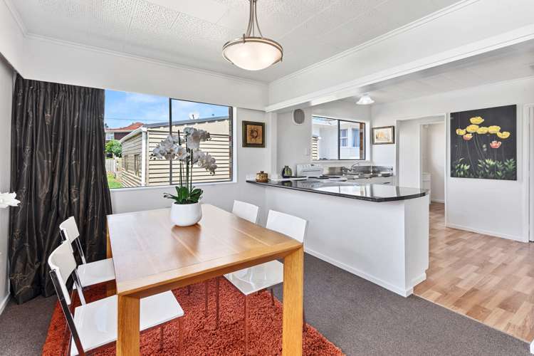 5 Clotworthy Crescent Onerahi_5