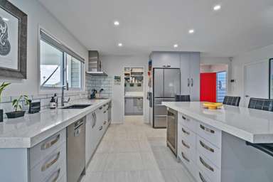 15 Whitby Avenue_1