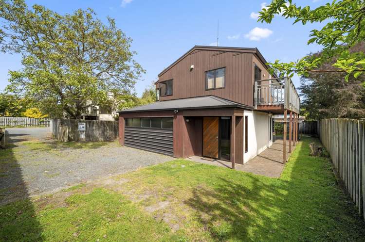 2/11 Kereru Street Two Mile Bay_0