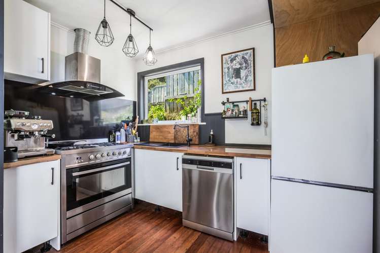 18 Sidlaw Street Strathmore Park_8