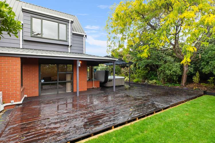 82 Chartwell Street Burwood_26