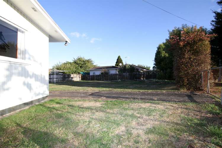 1 Queen Street Waihi_23
