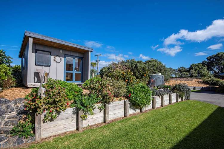 60 Walu Lane Matapouri_23