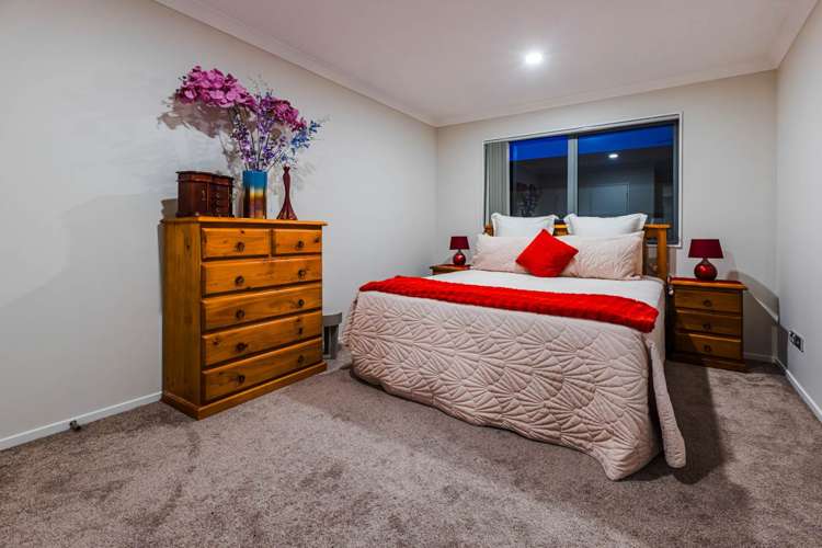 14 Lime Hill Rise Flat Bush_21